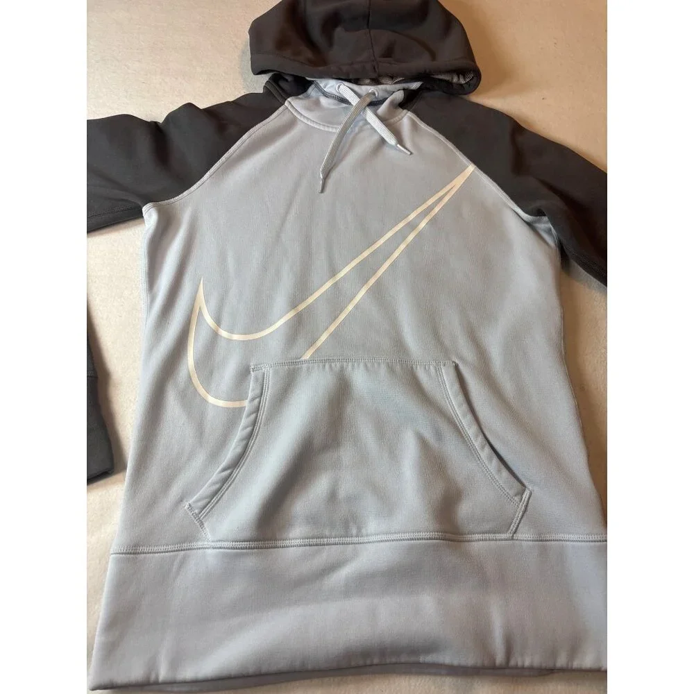 Nike men two